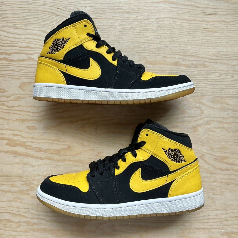 Air Jordan 1 Mid “new love” 2017 Release 554724-035 Size 8 In Men